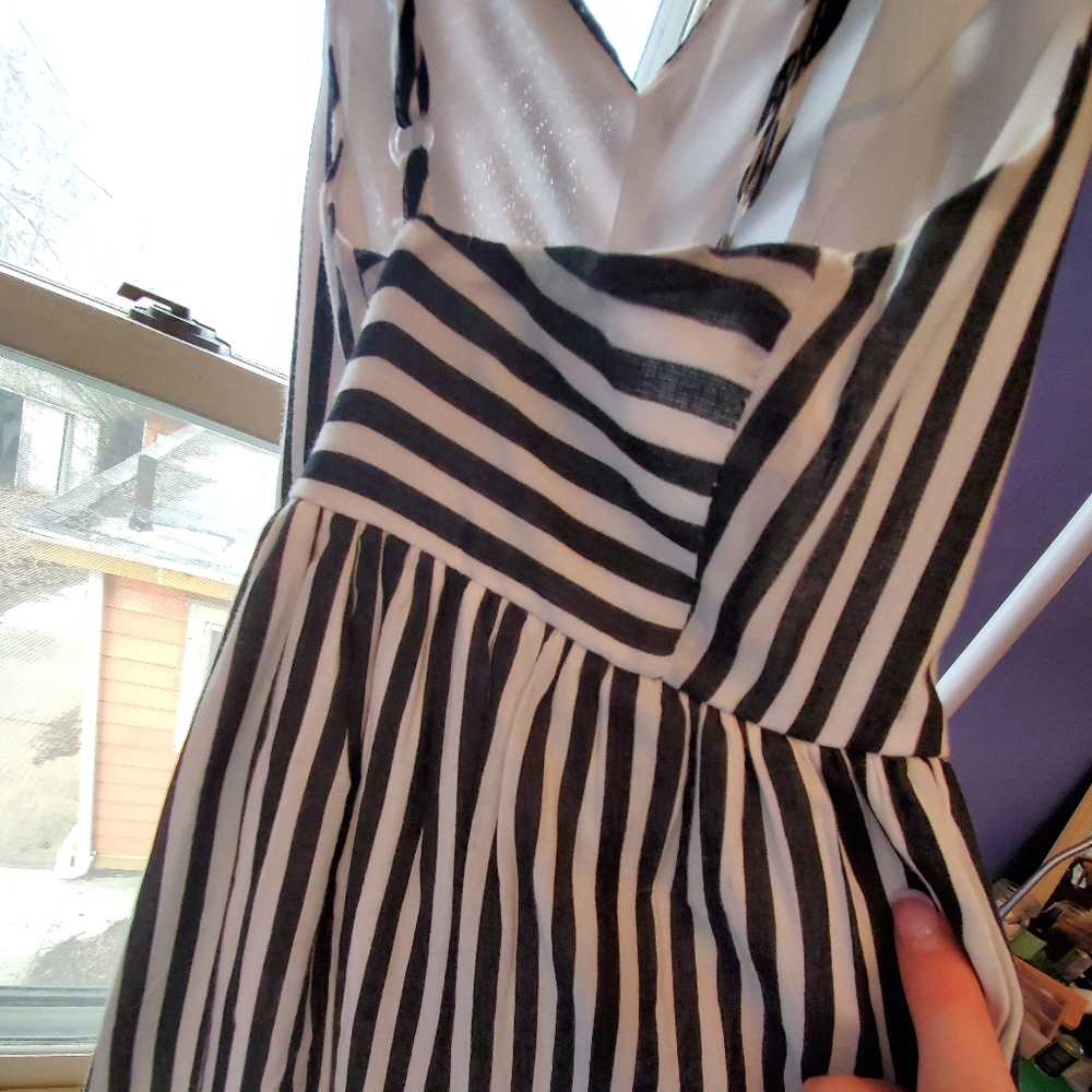 Romper - Picture 2 of 3